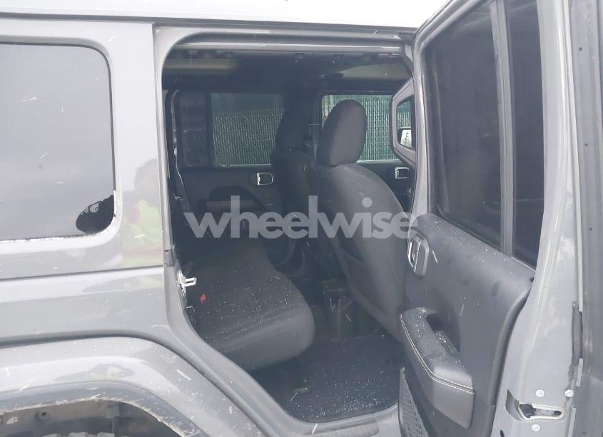 Photo 8 of 2019 Jeep Wrangler UNLIMITED SAHARA 4X4 (VIN 1C4HJXEG8KW533339)