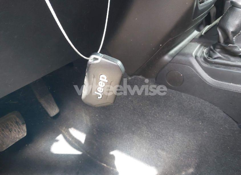 Photo 11 of 2019 Jeep Wrangler UNLIMITED SAHARA (VIN 1C4HJXEG8KW541120)