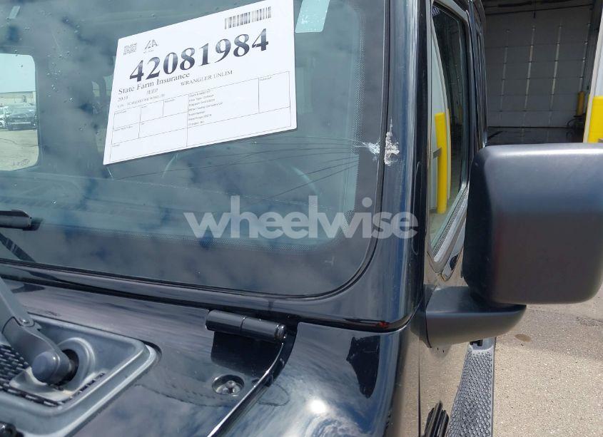 Photo 13 of 2019 Jeep Wrangler UNLIMITED SAHARA (VIN 1C4HJXEG8KW541120)