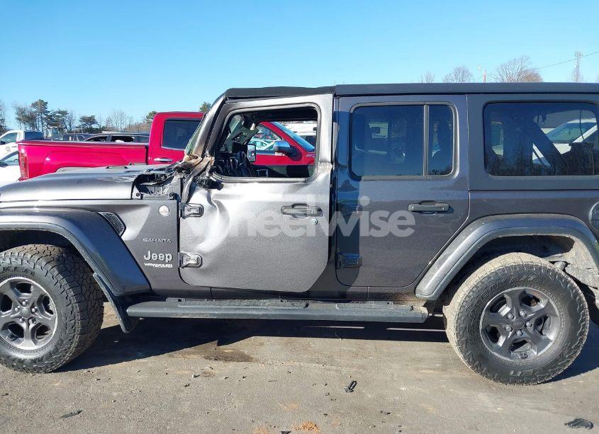 Photo 14 of 2019 Jeep Wrangler UNLIMITED SAHARA 4X4 (VIN 1C4HJXEG8KW621176)