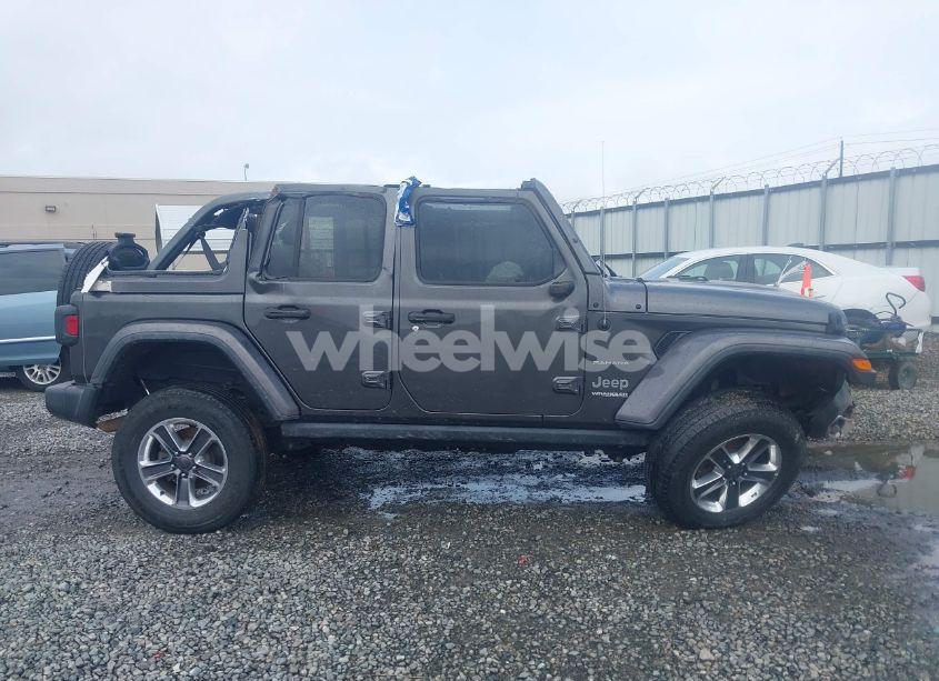 Photo 13 of 2019 Jeep Wrangler UNLIMITED SAHARA 4X4 (VIN 1C4HJXEG8KW627530)
