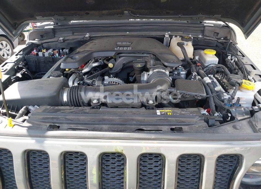 Photo 10 of 2020 Jeep Wrangler UNLIMITED SAHARA ALTITUDE (VIN 1C4HJXEG8LW112903)