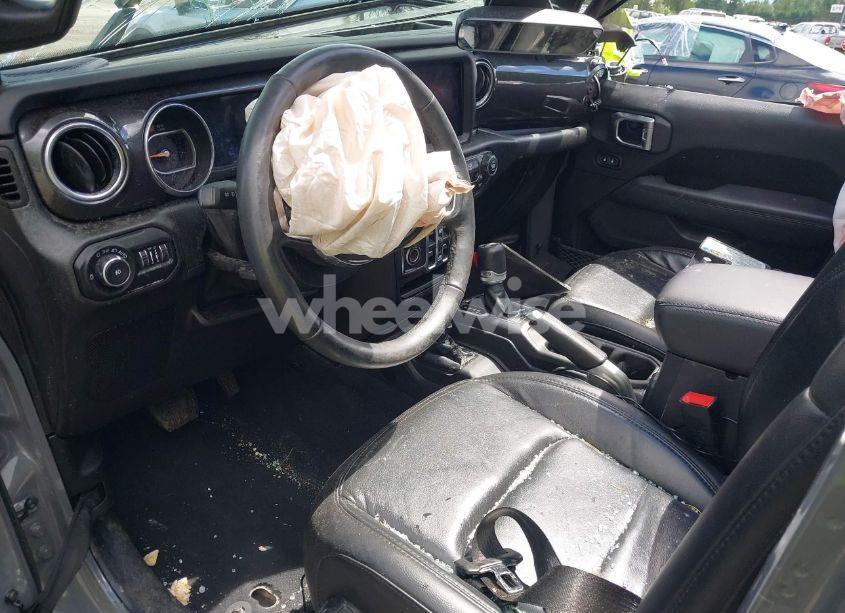 Photo 5 of 2020 Jeep Wrangler UNLIMITED SAHARA ALTITUDE (VIN 1C4HJXEG8LW112903)