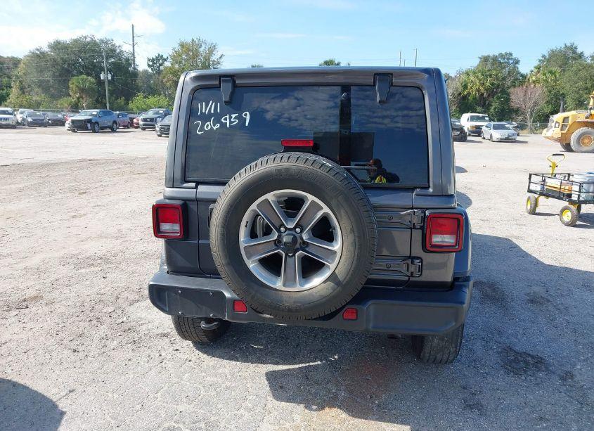 Photo 16 of 2022 Jeep Wrangler UNLIMITED SAHARA 4X4 (VIN 1C4HJXEG8NW206959)