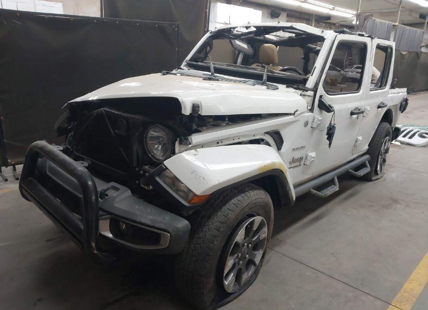 Photo 2 of 2018 Jeep Wrangler UNLIMITED SAHARA 4X4 (VIN 1C4HJXEG9JW209167)