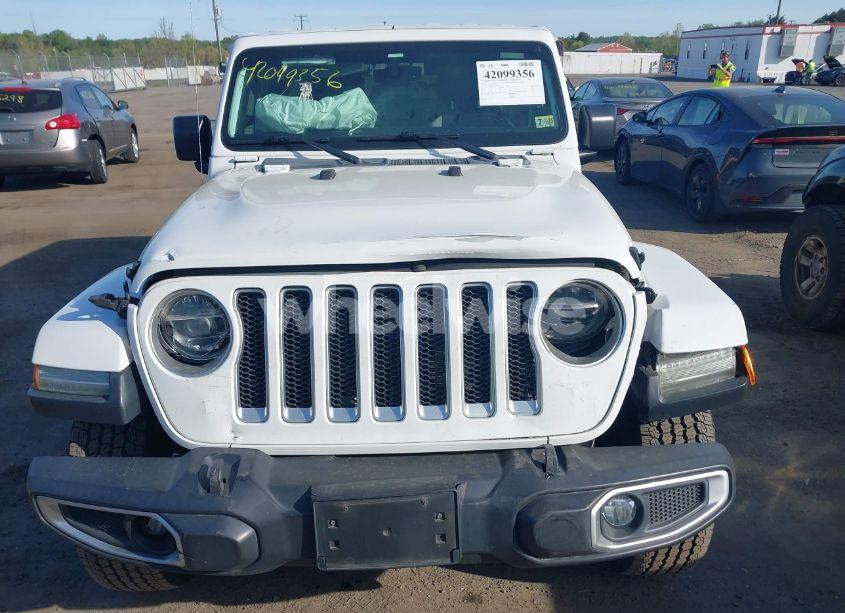 Photo 12 of 2018 Jeep Wrangler UNLIMITED SAHARA 4X4 (VIN 1C4HJXEG9JW227829)