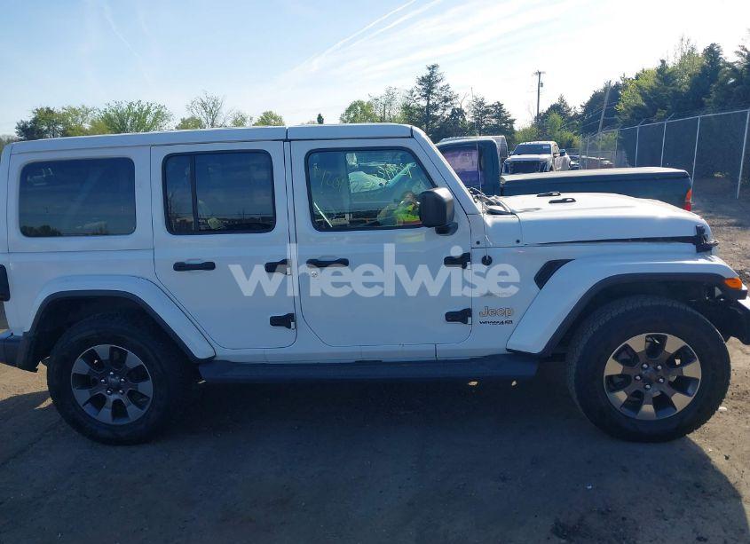 Photo 13 of 2018 Jeep Wrangler UNLIMITED SAHARA 4X4 (VIN 1C4HJXEG9JW227829)