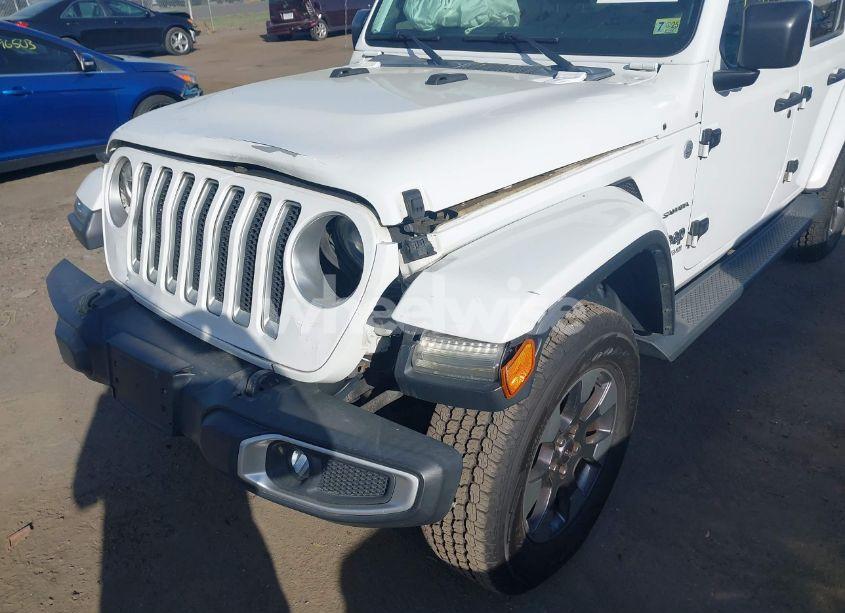 Photo 6 of 2018 Jeep Wrangler UNLIMITED SAHARA 4X4 (VIN 1C4HJXEG9JW227829)