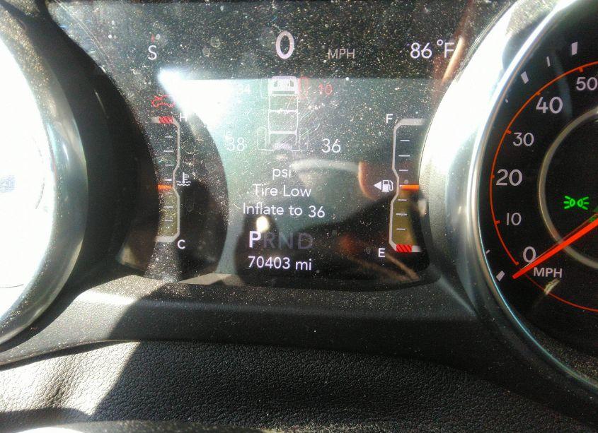 Photo 15 of 2019 Jeep Wrangler UNLIMITED SAHARA 4X4 (VIN 1C4HJXEG9KW525203)