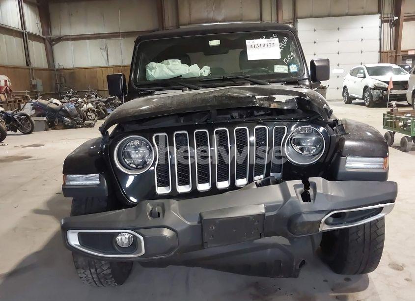 Photo 6 of 2019 Jeep Wrangler UNLIMITED SAHARA 4X4 (VIN 1C4HJXEG9KW579682)