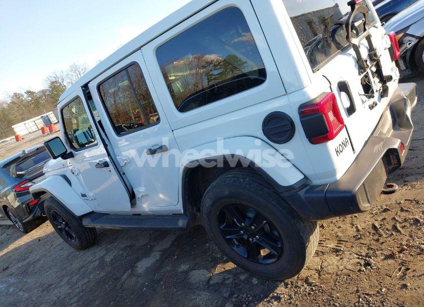 Photo 14 of 2020 Jeep Wrangler UNLIMITED SAHARA ALTITUDE 4X4 (VIN 1C4HJXEG9LW300801)