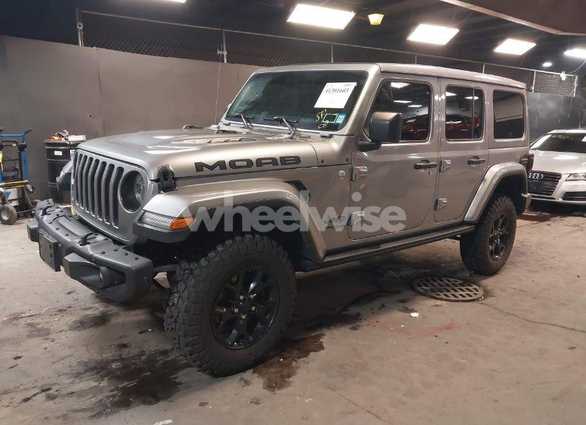 Photo 2 of 2019 Jeep Wrangler UNLIMITED MOAB 4X4 (VIN 1C4HJXEGXKW574703)