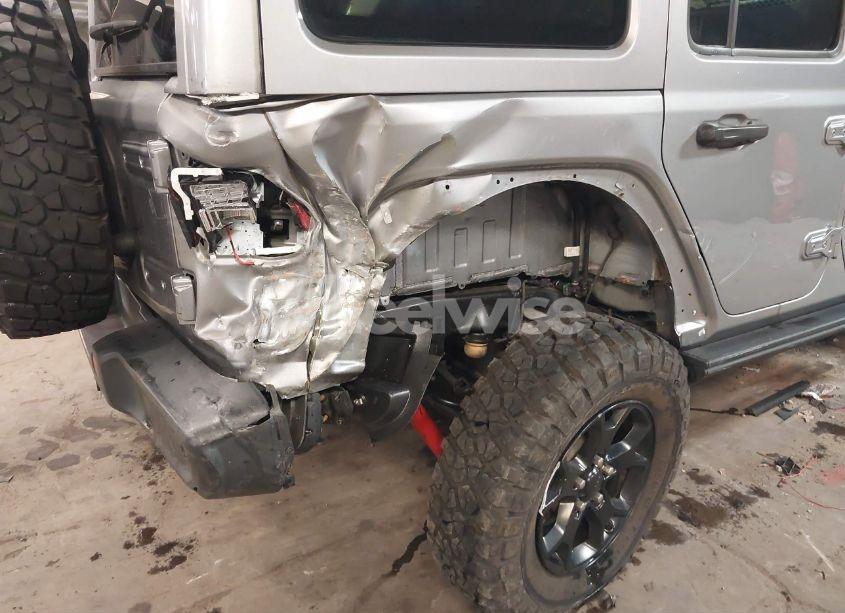 Photo 6 of 2019 Jeep Wrangler UNLIMITED MOAB 4X4 (VIN 1C4HJXEGXKW574703)