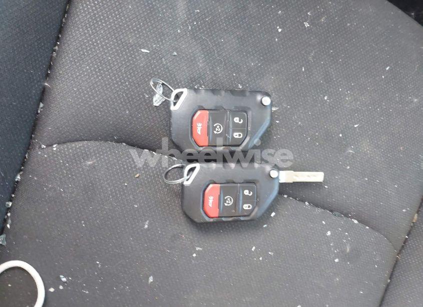 Photo 11 of 2019 Jeep Wrangler UNLIMITED SAHARA (VIN 1C4HJXEGXKW589329)