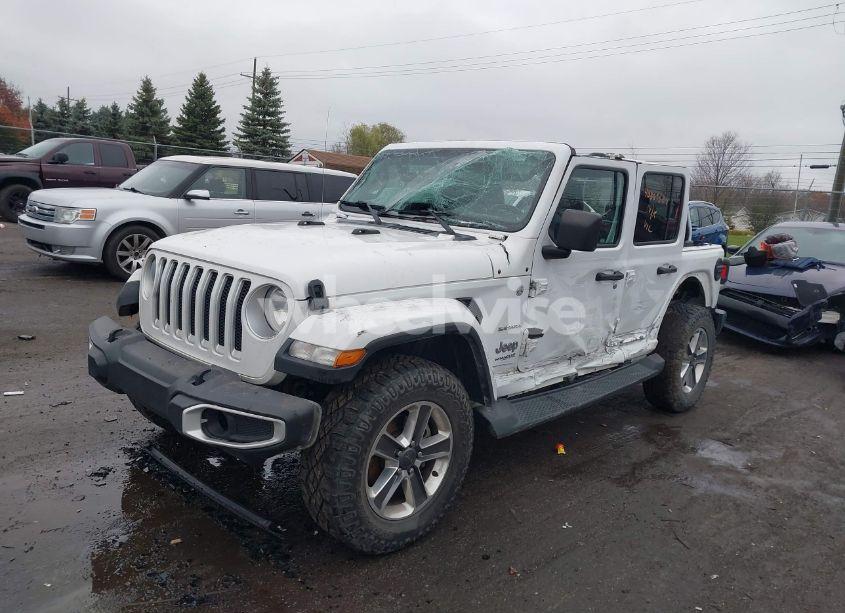 Photo 2 of 2019 Jeep Wrangler UNLIMITED SAHARA (VIN 1C4HJXEGXKW589329)