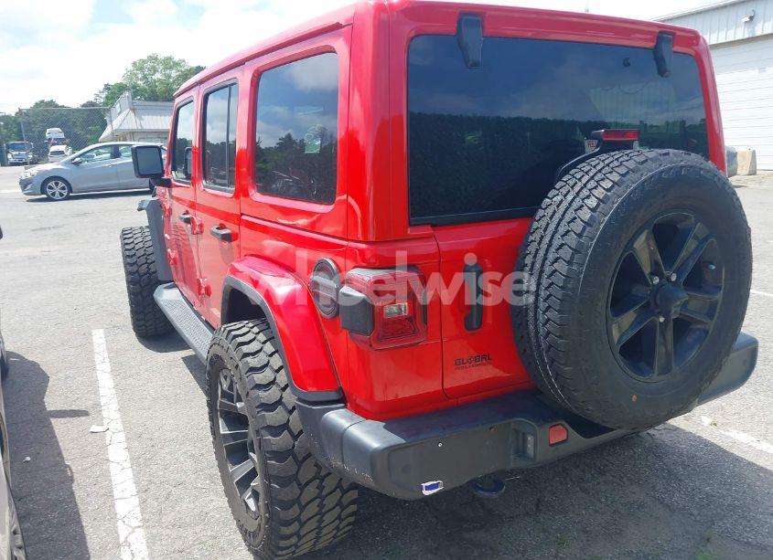 Photo 3 of 2021 Jeep Wrangler UNLIMITED SAHARA 4X4 (VIN 1C4HJXEGXMW631033)