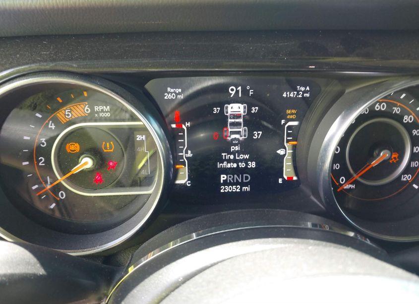 Photo 7 of 2020 Jeep Wrangler UNLIMITED SAHARA ALTITUDE 4X4 (VIN 1C4HJXEM3LW336943)