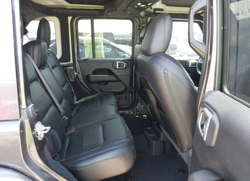 Photo 8 of 2020 Jeep Wrangler UNLIMITED SAHARA ALTITUDE 4X4 (VIN 1C4HJXEM3LW336943)