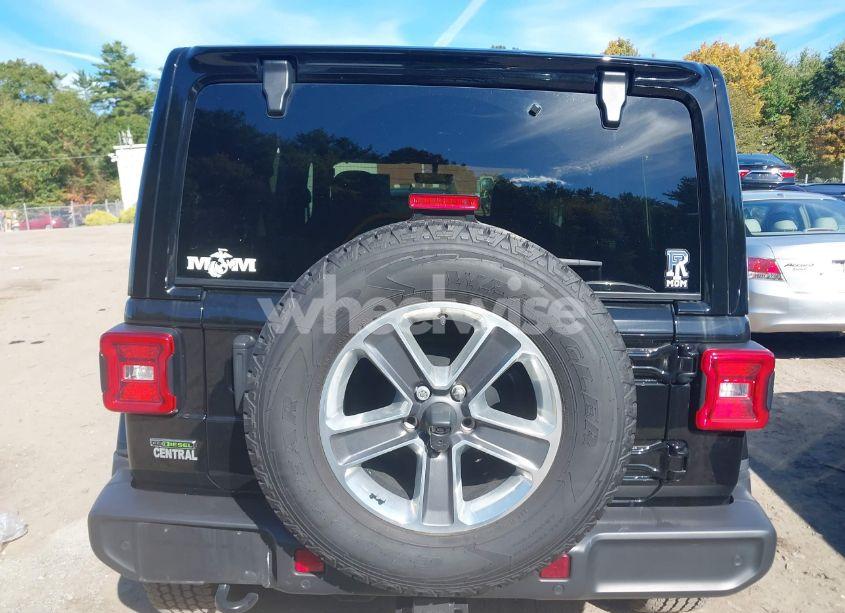 Photo 17 of 2021 Jeep Wrangler UNLIMITED SAHARA 4X4 (VIN 1C4HJXEM9MW669925)