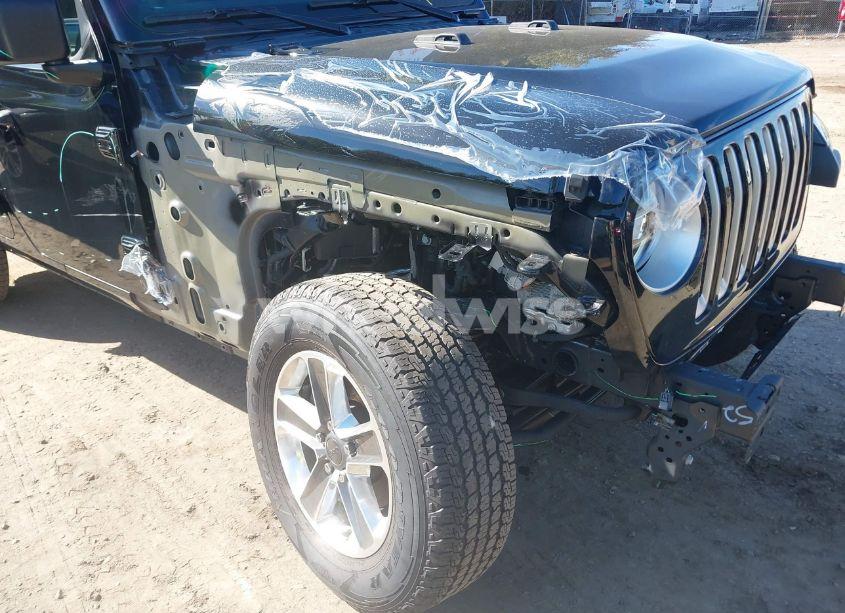 Photo 6 of 2021 Jeep Wrangler UNLIMITED SAHARA 4X4 (VIN 1C4HJXEM9MW669925)