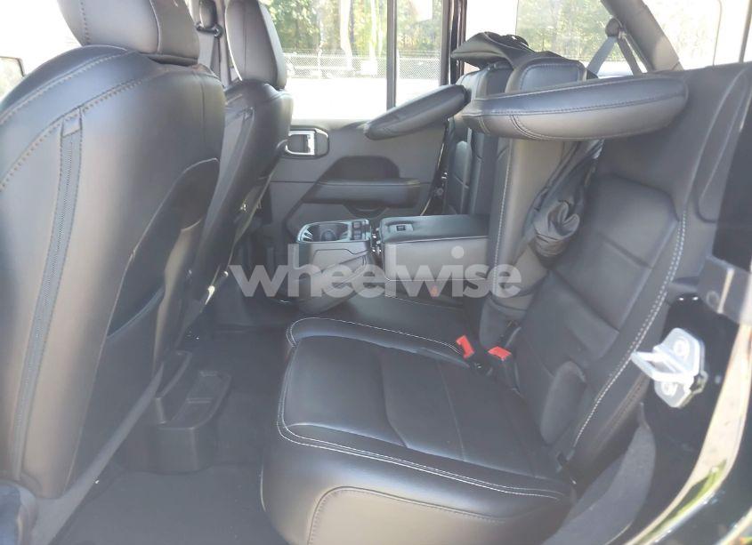 Photo 8 of 2021 Jeep Wrangler UNLIMITED SAHARA 4X4 (VIN 1C4HJXEM9MW669925)