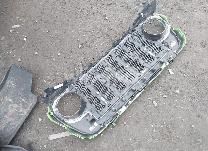 Photo 12 of 2018 Jeep Wrangler UNLIMITED SAHARA 4X4 (VIN 1C4HJXEN0JW285357)