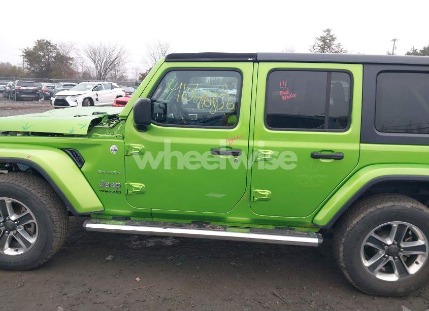 Photo 15 of 2018 Jeep Wrangler UNLIMITED SAHARA 4X4 (VIN 1C4HJXEN0JW285357)