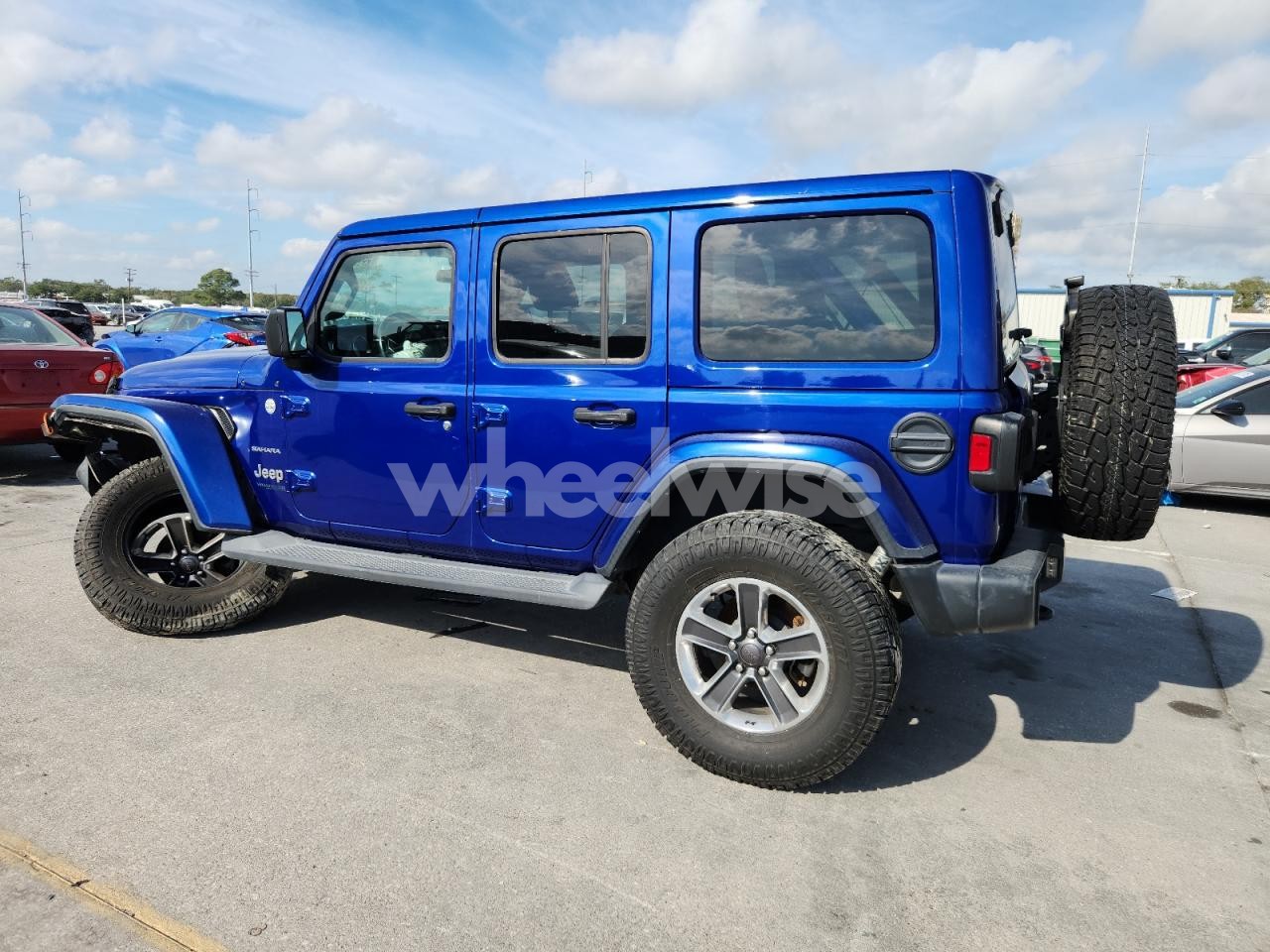 Photo 2 of 2018 JEEP WRANGLER UNLIMITED SAHARA (VIN 1C4HJXEN0JW325078)