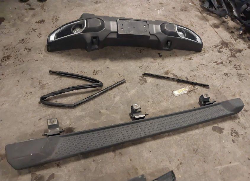 Photo 12 of 2019 Jeep Wrangler UNLIMITED SAHARA 4X4 (VIN 1C4HJXEN0KW527985)