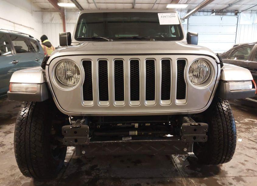 Photo 18 of 2019 Jeep Wrangler UNLIMITED SAHARA 4X4 (VIN 1C4HJXEN0KW527985)