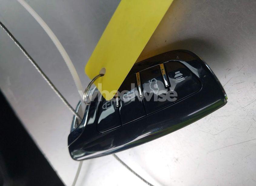 Photo 11 of 2019 Jeep Wrangler UNLIMITED SAHARA 4X4 (VIN 1C4HJXEN0KW623325)