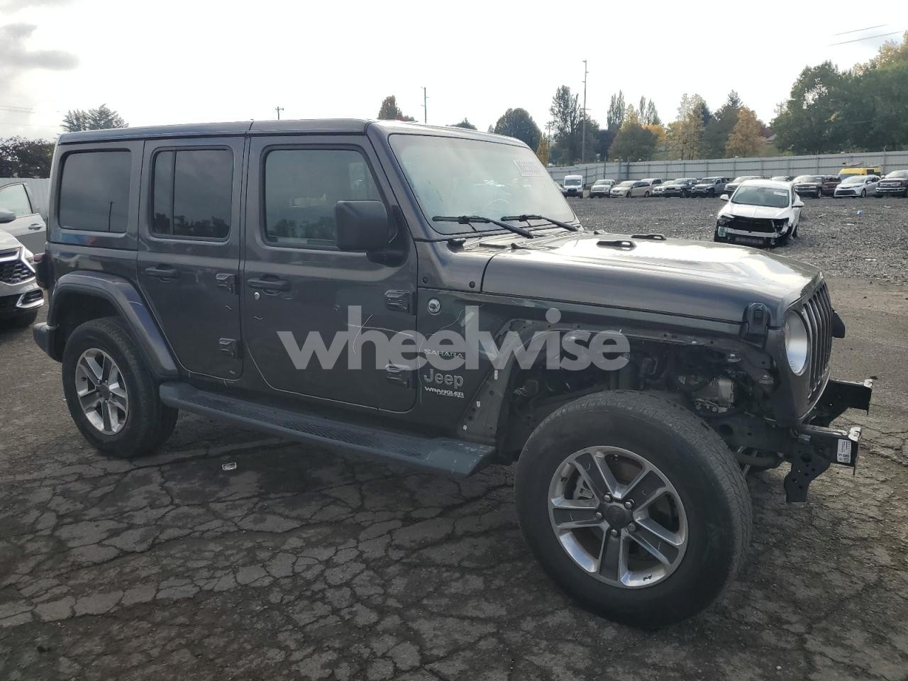 Photo 4 of 2020 JEEP WRANGLER UNLIMITED SAHARA (VIN 1C4HJXEN0LW203954)