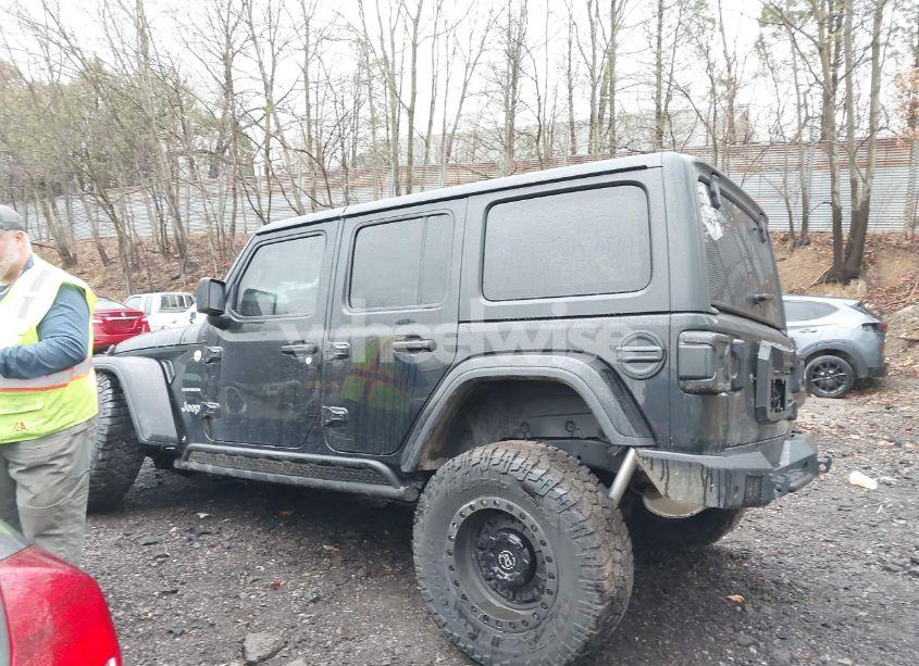 Photo 15 of 2021 Jeep Wrangler UNLIMITED SAHARA 4X4 (VIN 1C4HJXEN0MW502118)