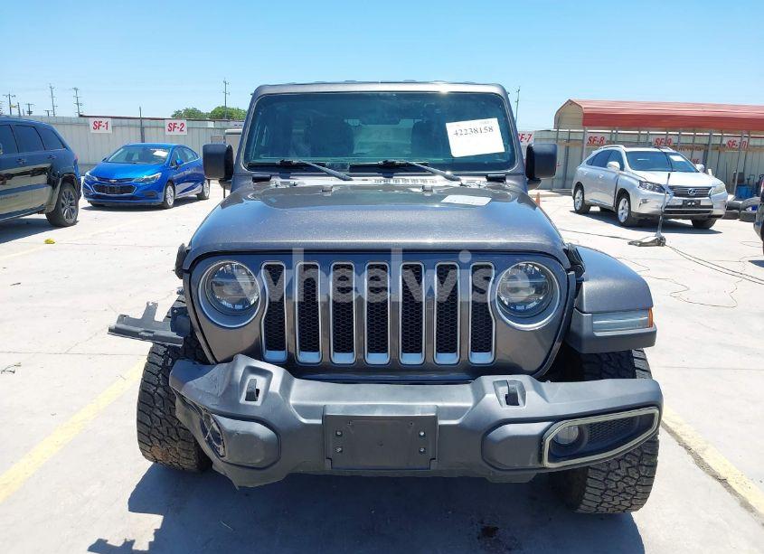 Photo 12 of 2018 Jeep Wrangler UNLIMITED SAHARA 4X4 (VIN 1C4HJXEN1JW236779)