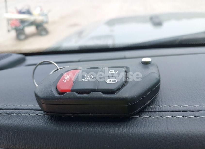 Photo 11 of 2018 Jeep Wrangler UNLIMITED SAHARA 4X4 (VIN 1C4HJXEN1JW320942)