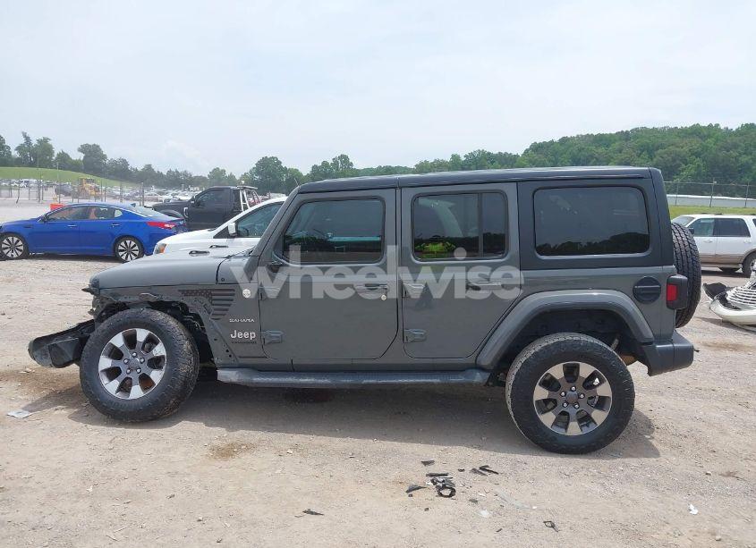 Photo 14 of 2018 Jeep Wrangler UNLIMITED SAHARA 4X4 (VIN 1C4HJXEN1JW320942)