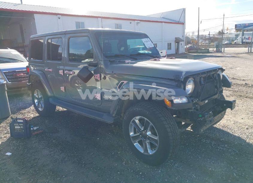 2019 Jeep Wrangler UNLIMITED SAHARA 4X4 (VIN 1C4HJXEN1KW524321) main photo