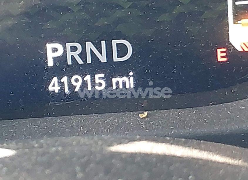 Photo 15 of 2019 Jeep Wrangler UNLIMITED SAHARA 4X4 (VIN 1C4HJXEN1KW524321)