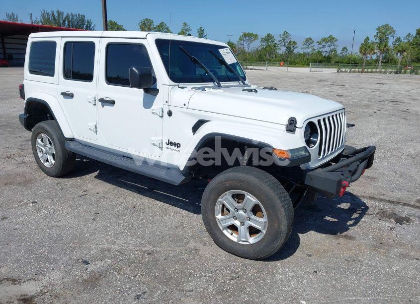 2020 Jeep Wrangler UNLIMITED SAHARA ALTITUDE 4X4 (VIN 1C4HJXEN1LW104950) main photo