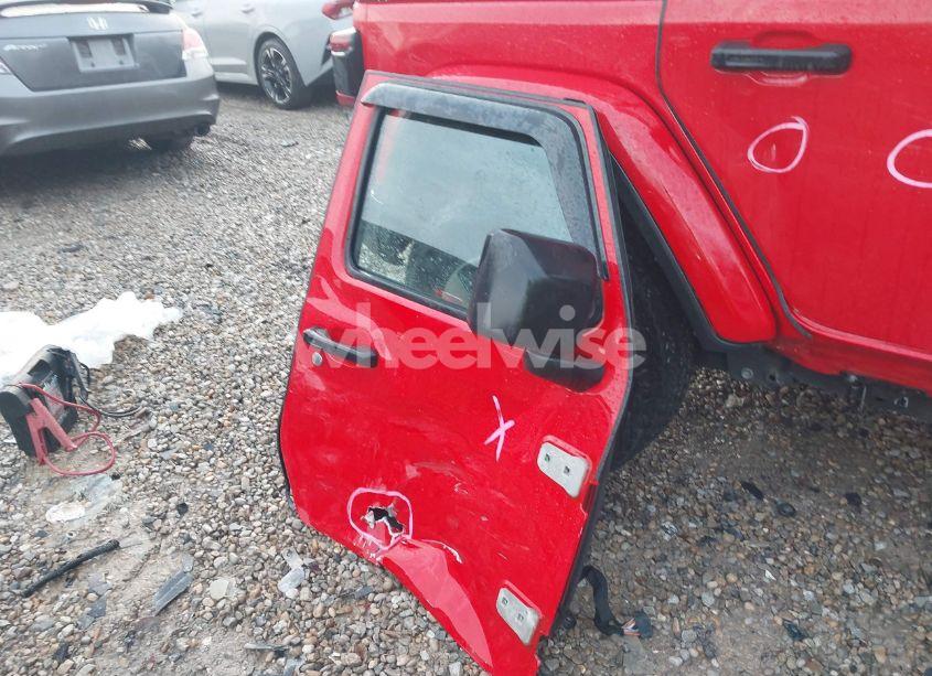 Photo 12 of 2021 Jeep Wrangler UNLIMITED SAHARA (VIN 1C4HJXEN1MW632456)