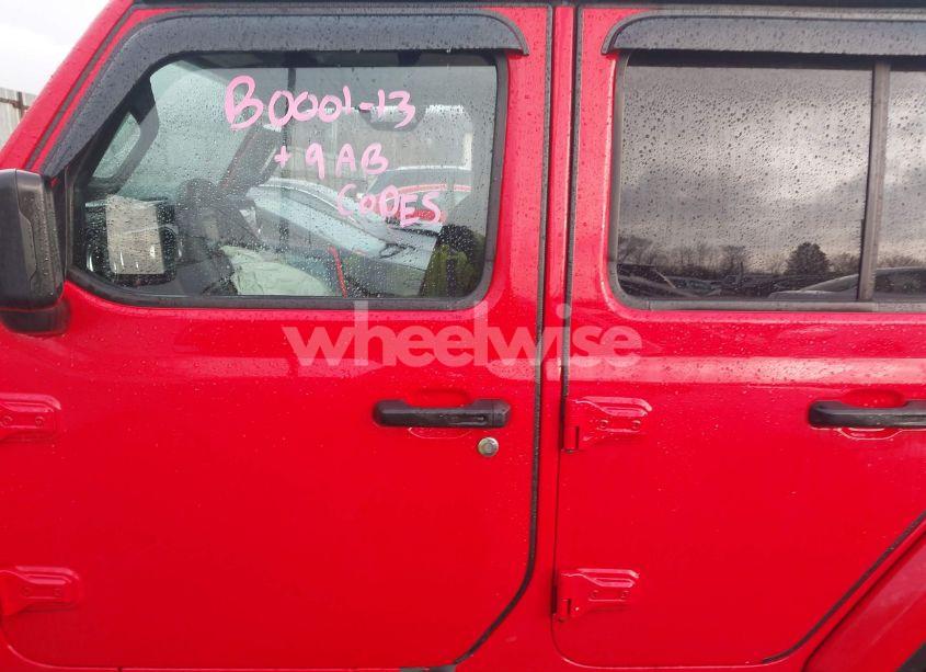 Photo 15 of 2021 Jeep Wrangler UNLIMITED SAHARA (VIN 1C4HJXEN1MW632456)