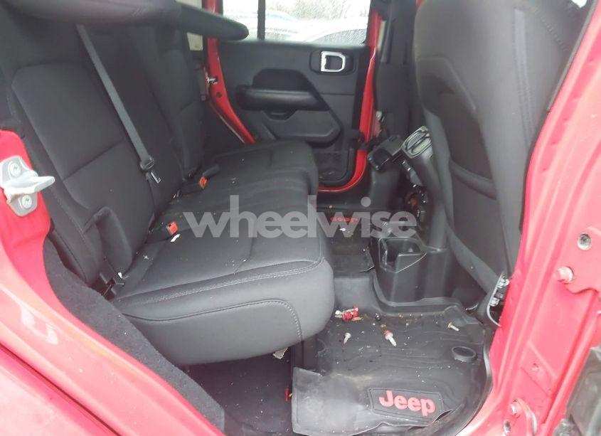 Photo 8 of 2021 Jeep Wrangler UNLIMITED SAHARA (VIN 1C4HJXEN1MW632456)