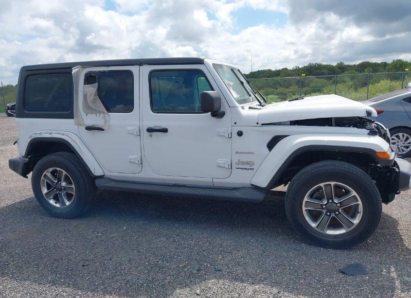 Photo 14 of 2018 Jeep Wrangler UNLIMITED SAHARA 4X4 (VIN 1C4HJXEN2JW295808)