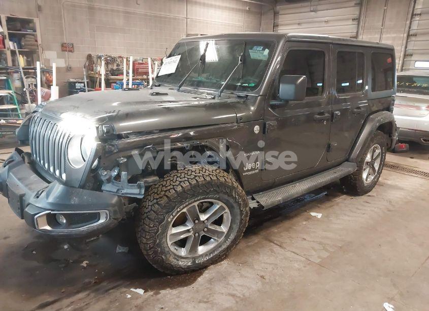 Photo 2 of 2019 Jeep Wrangler UNLIMITED SAHARA 4X4 (VIN 1C4HJXEN2KW594605)