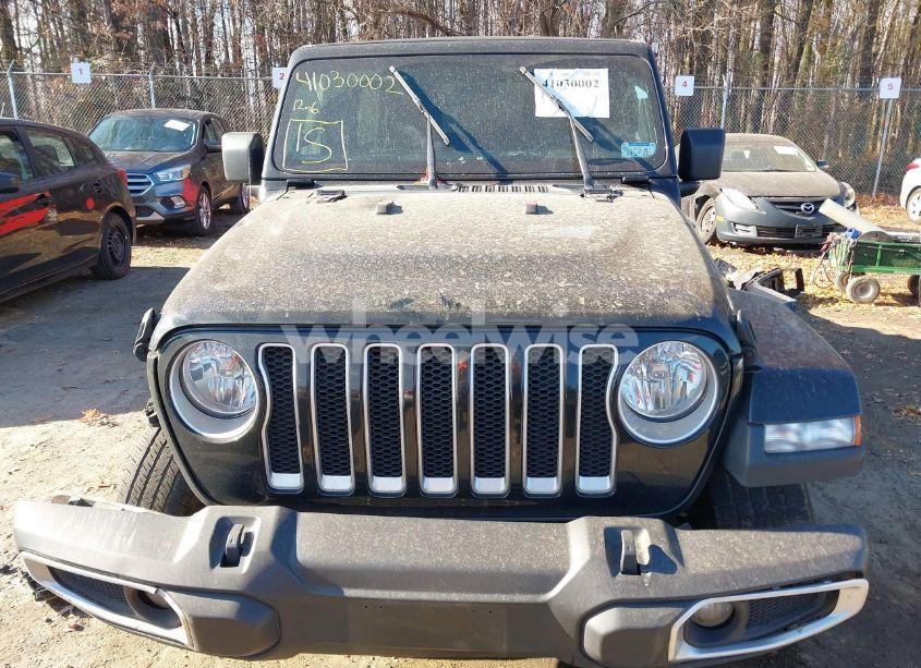 Photo 13 of 2020 Jeep Wrangler UNLIMITED SAHARA 4X4 (VIN 1C4HJXEN2LW221842)