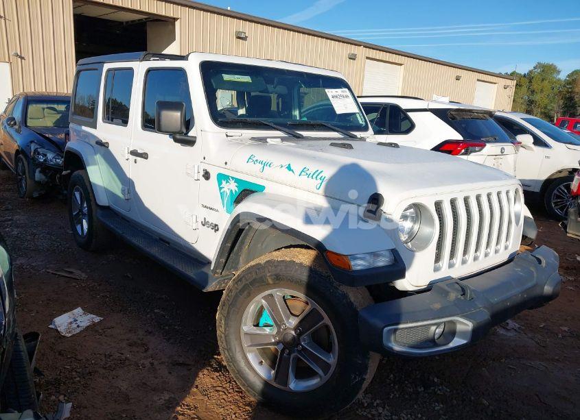 2020 Jeep Wrangler UNLIMITED SAHARA 4X4 (VIN 1C4HJXEN2LW267929) main photo