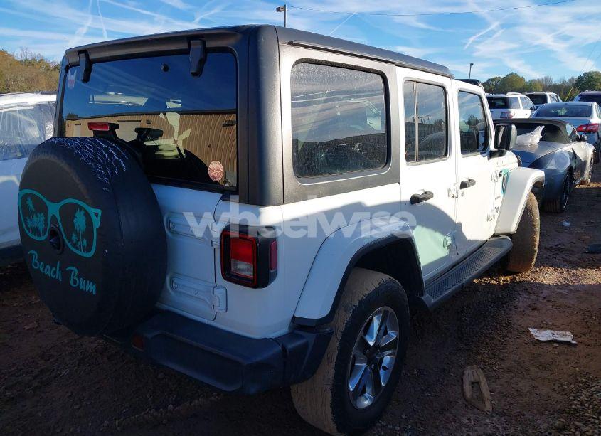 Photo 4 of 2020 Jeep Wrangler UNLIMITED SAHARA 4X4 (VIN 1C4HJXEN2LW267929)