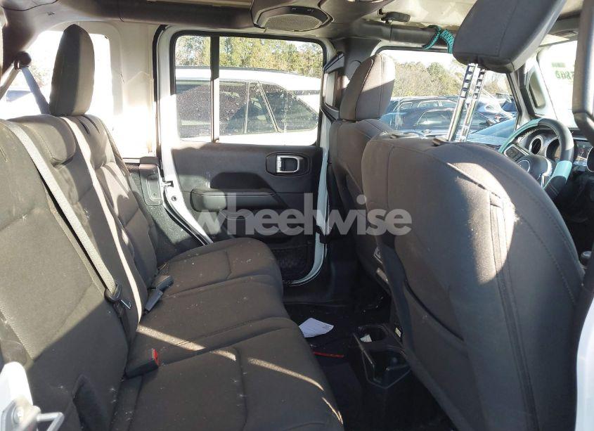 Photo 8 of 2020 Jeep Wrangler UNLIMITED SAHARA 4X4 (VIN 1C4HJXEN2LW267929)