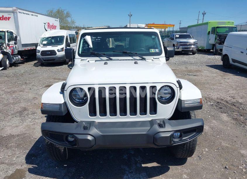 Photo 13 of 2021 Jeep Wrangler UNLIMITED SAHARA ALTITUDE 4X4 (VIN 1C4HJXEN2MW528137)