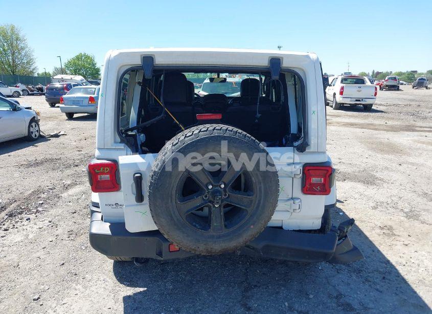 Photo 17 of 2021 Jeep Wrangler UNLIMITED SAHARA ALTITUDE 4X4 (VIN 1C4HJXEN2MW528137)